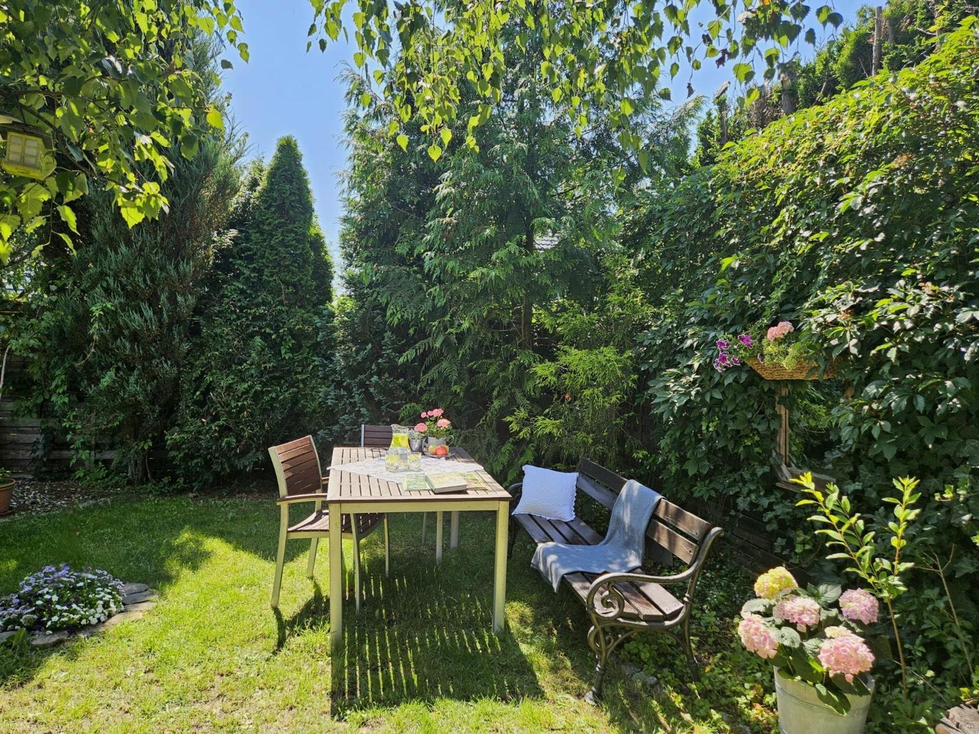 Apartament Garden- Parking, Ogrodek, Cicha Okolica Pruszcz Gdański Exterior foto